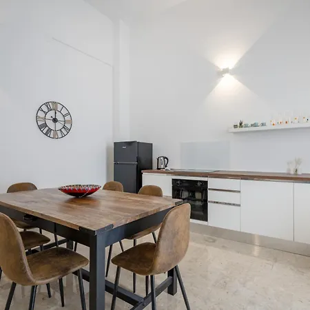Appartement Ampio E Luminoso Vicino Al Lungomare Di *