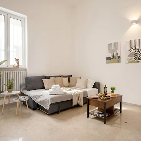 Ampio E Luminoso Vicino Al Lungomare Di Appartement Bari